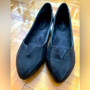 Hush Puppies Black Flats